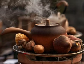 一組消防試驗(yàn)，揭秘圍爐煮茶溫馨背后的風(fēng)險(xiǎn)