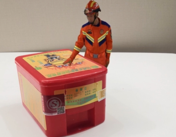 火場逃生面罩該如何使用？