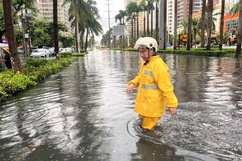 暴雨天氣如何避險自救