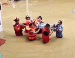 【東方時(shí)空】貴州黔東南州消防營救轉(zhuǎn)移近3000人 榕江縣已轉(zhuǎn)入清淤階段