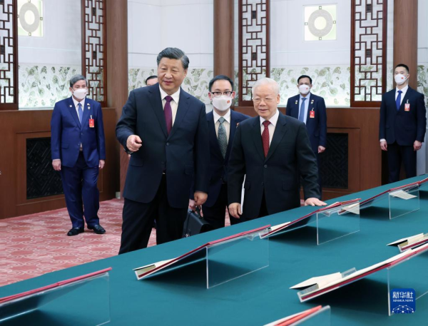 習近平同越共中央總書記阮富仲舉行會談