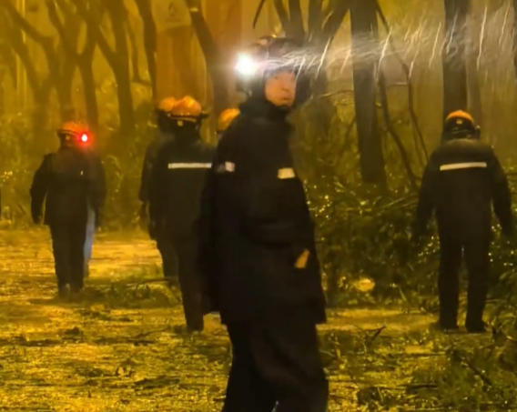 中國消防，一直在你身邊